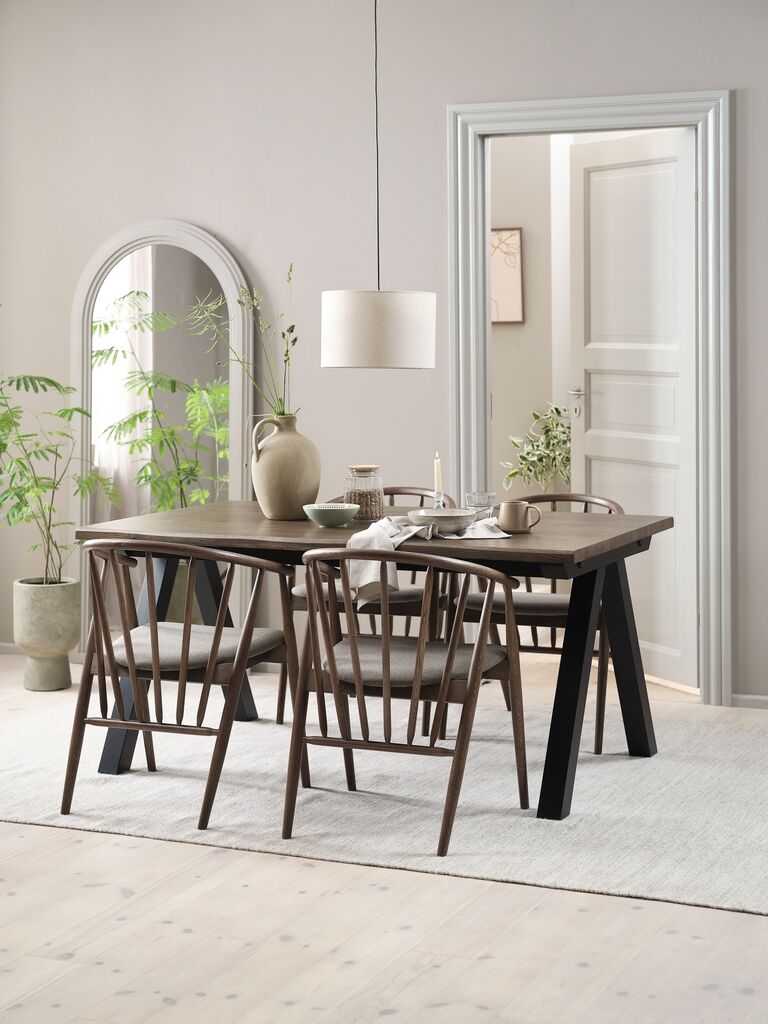 SANDBY L160 Tisch Eiche dunkel + 4 LYKSBORG eiche