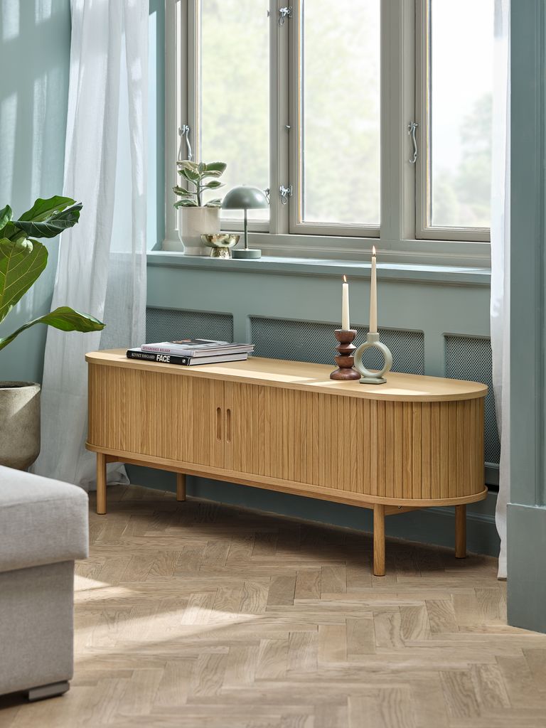 TV-Bank LYNGVIG 160cm 2 Rolladen-Türen Eiche